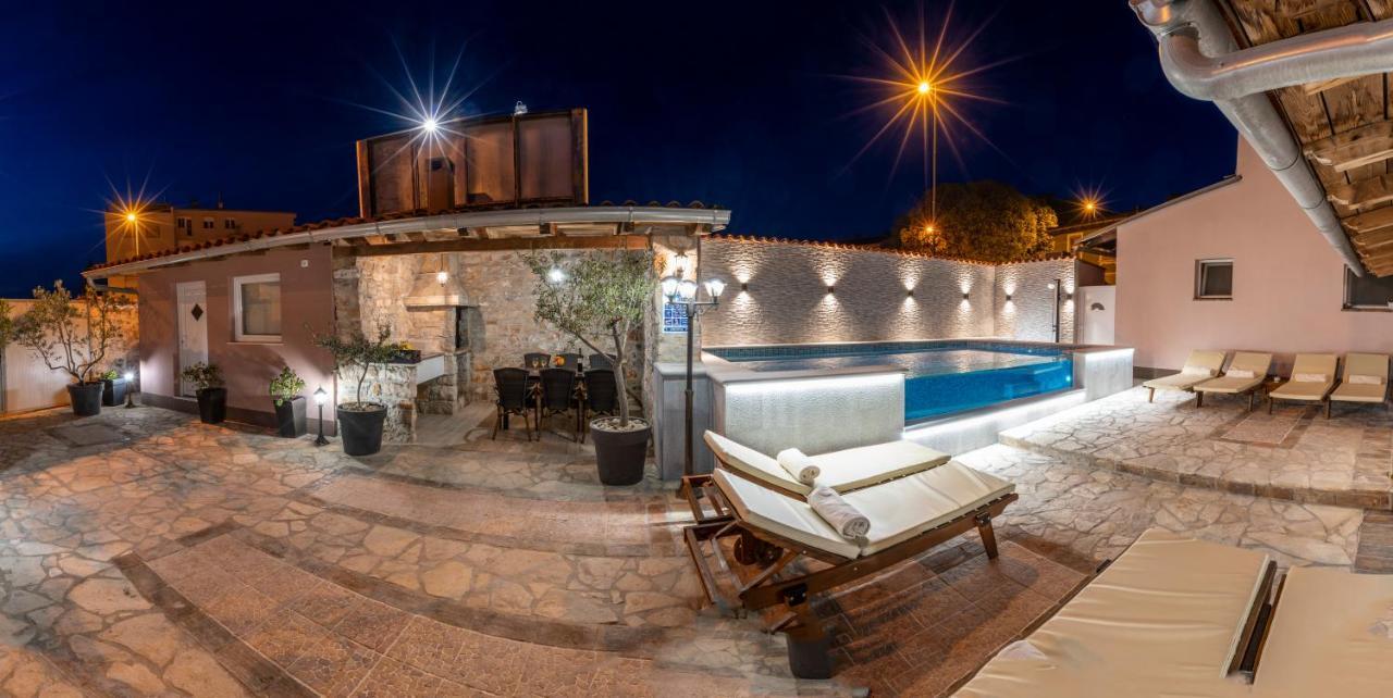 Anitea Apartment